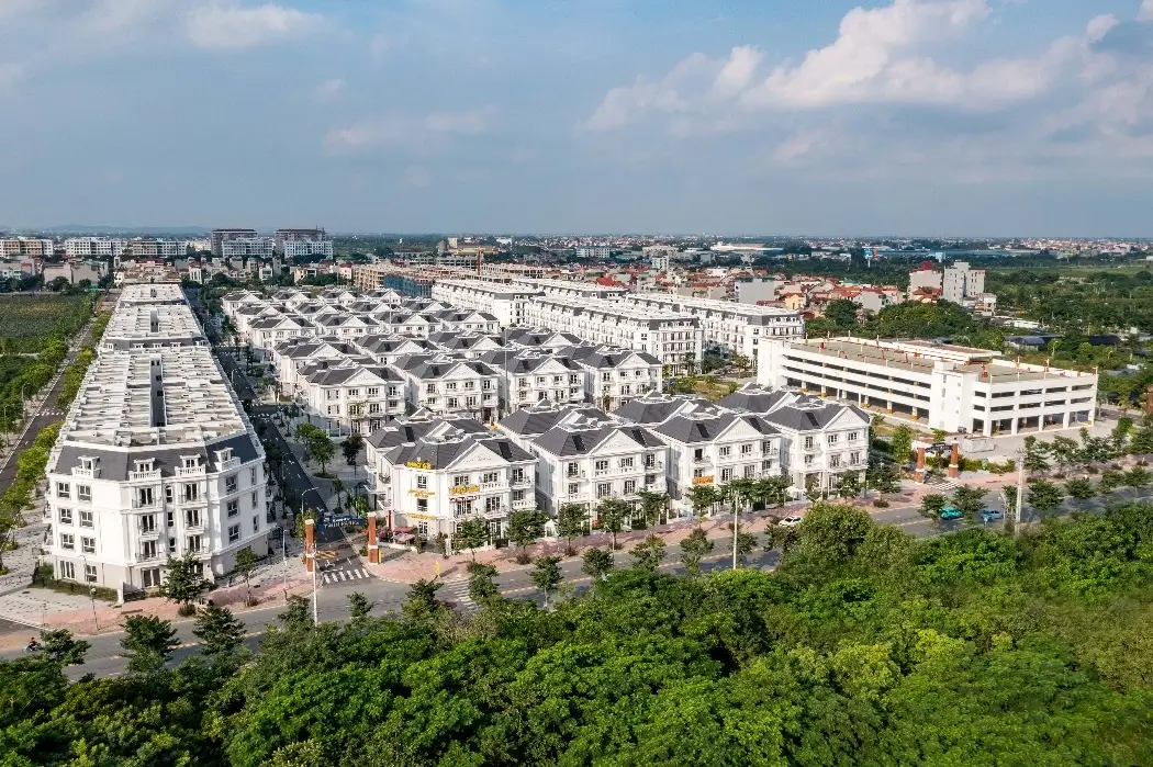 Lãi suất chạm đáy, dòng tiền đầu tư chảy vào bất động sản phía đông Hà Nội